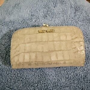 RARE MIU MIU EMBOSSED GREY VINTAGE WALLET